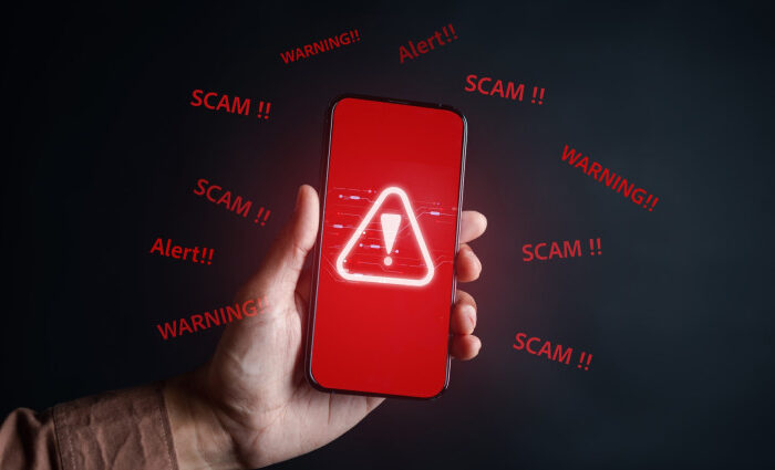 WhatsApp, Telegram ve Signal klonları ve modları kötü amaçlı yazılım dağıtımı için popüler bir araç olmaya devam ediyor. 